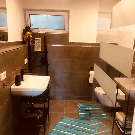 Tor Zum Sauerland Апартаменты Бюрен